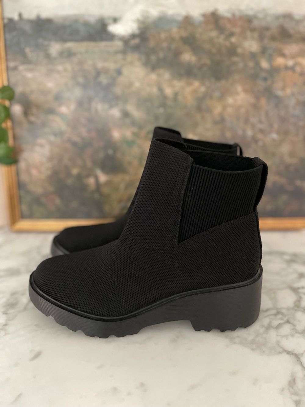 Vivaia Everly Travel Boots Size 8 (39) Water Repellent Chunky